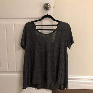 gray backless tshirt
